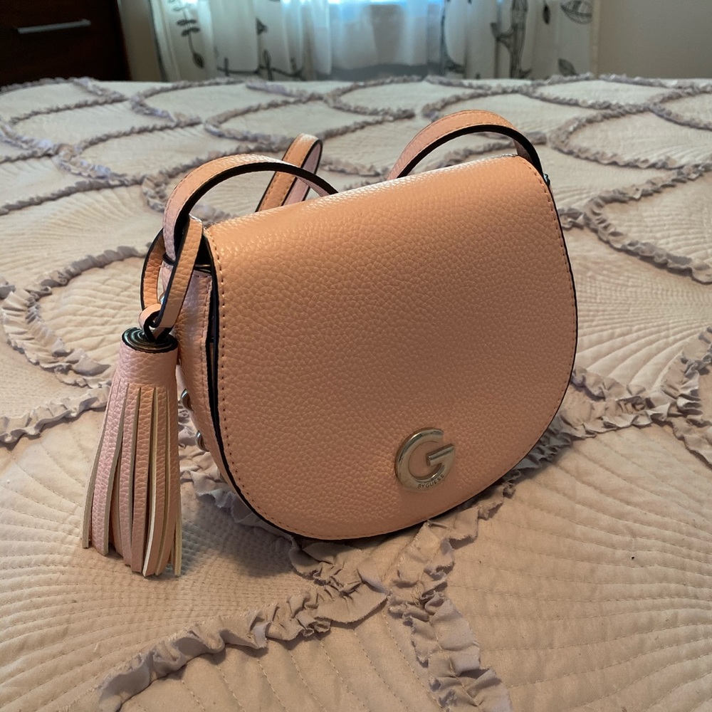 Guess handbag and wallet bundle NWOT